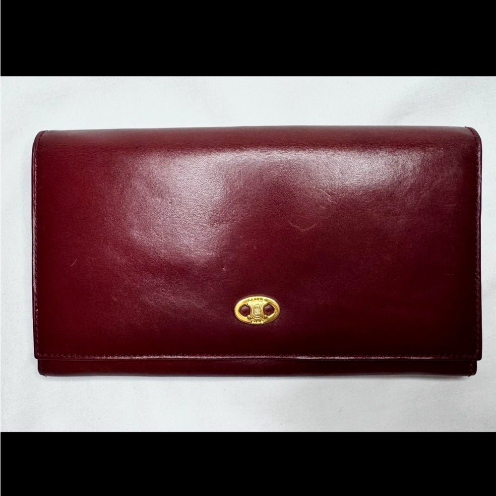 Vintage Authentic Celine Wallet with unbranded chain and COA!!
